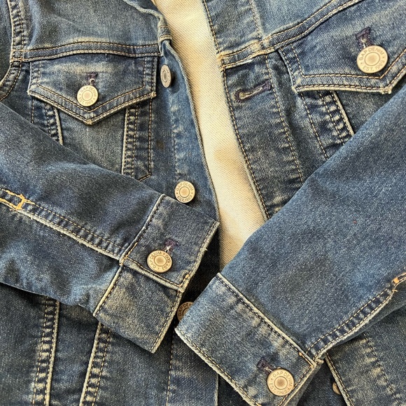 Jean jacket - Picture 2 of 4